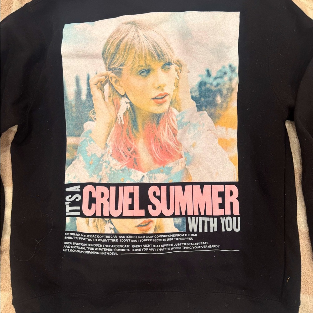 Taylor Swift Official Merch Lover Crewneck Sweatshirt